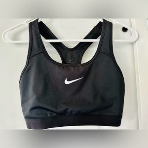 Nike DRI-FIT Sports Bra Size M